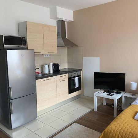 Corvin Sun Downtown Apartment Budapest Luaran gambar