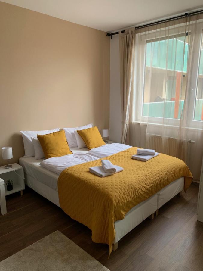 Corvin Sun Downtown Apartment Budapest Luaran gambar